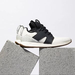 NWOT York athletics sneaks